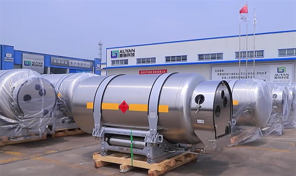 Introducing AUYAN LNG Vehicle Cylinders: The Future of Clean Transportation